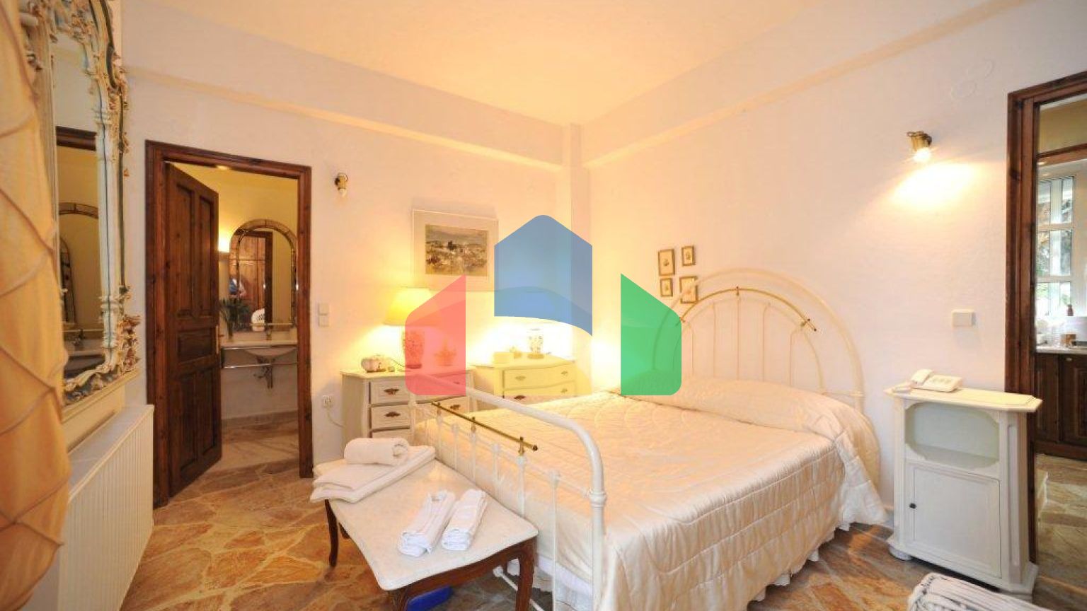 Продаж - Вілла 250 m² на о. Корфу