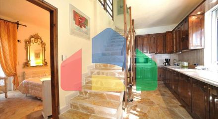 Продаж - Вілла 250 m² на о. Корфу