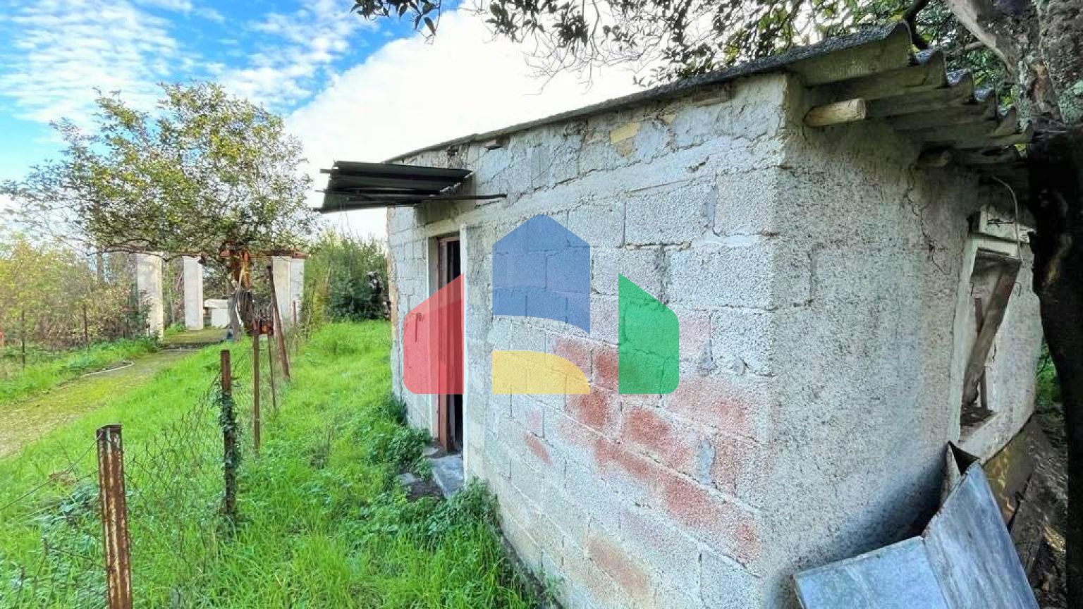 Продаж - Котедж 95 m² на о. Корфу