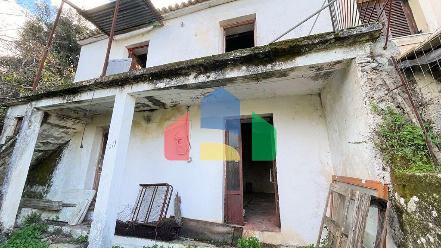 Продаж - Котедж 95 m² на о. Корфу