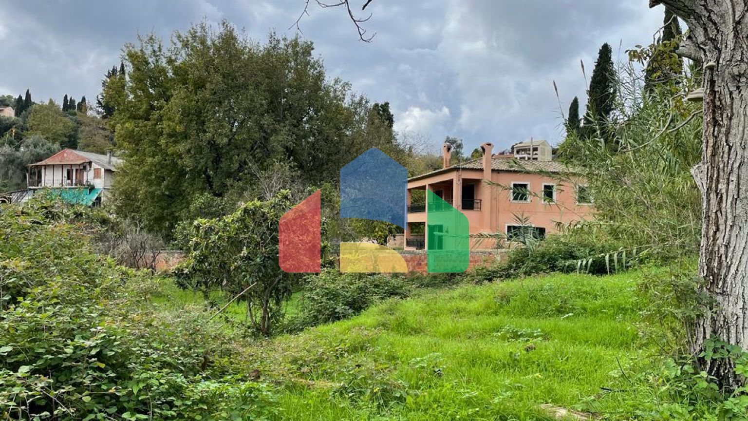 Продажа - Земельный участок 2033 m² на о. Корфу