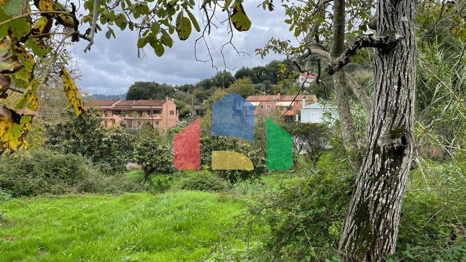 Продажа - Земельный участок 2033 m² на о. Корфу