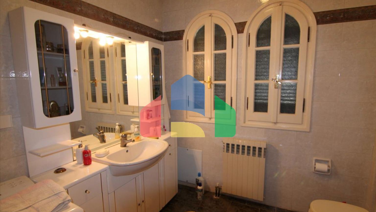 Продажа - Гостиница 580 m² на о. Корфу