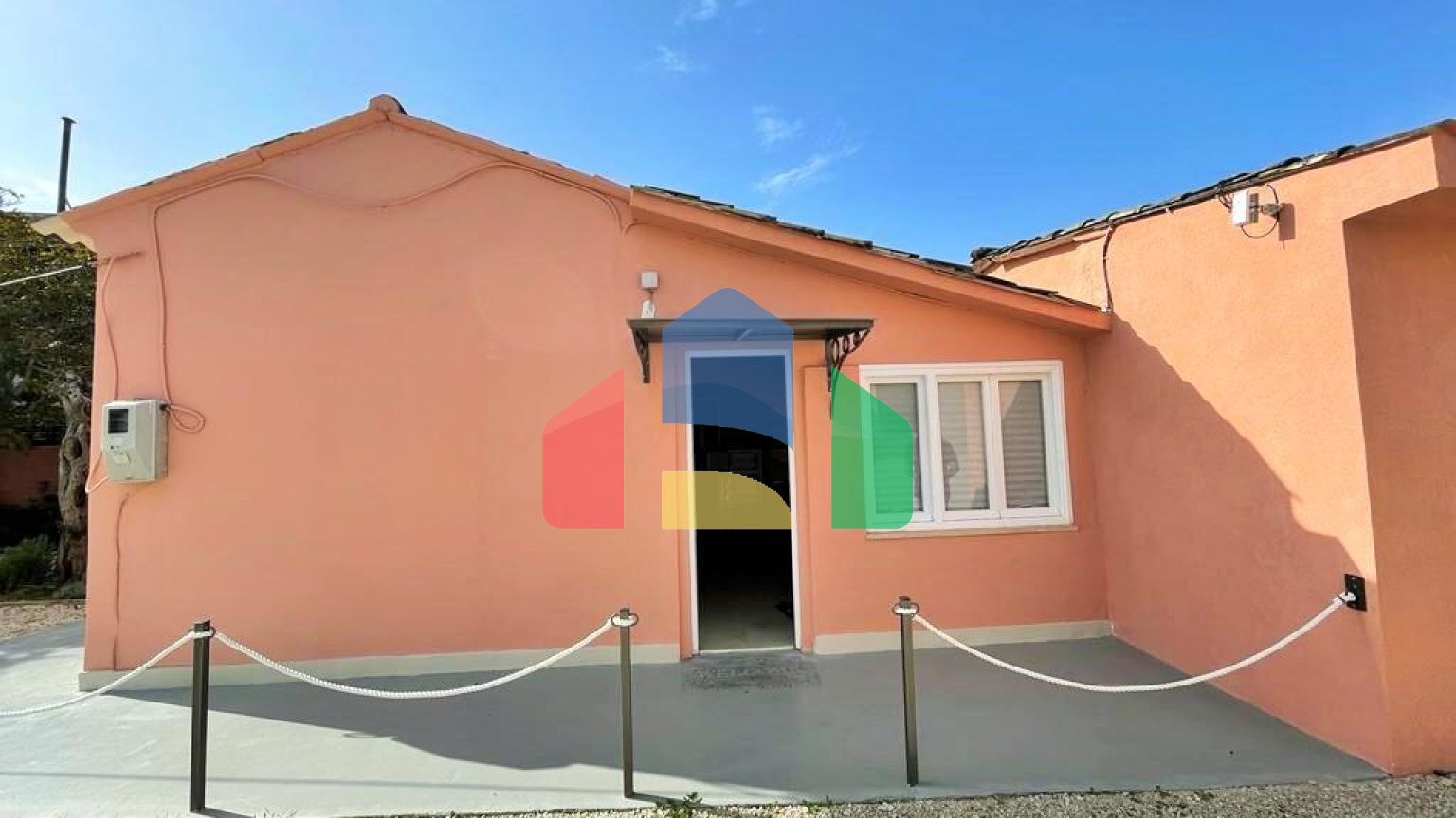 Продажа - Коттедж 130 m² на о. Корфу