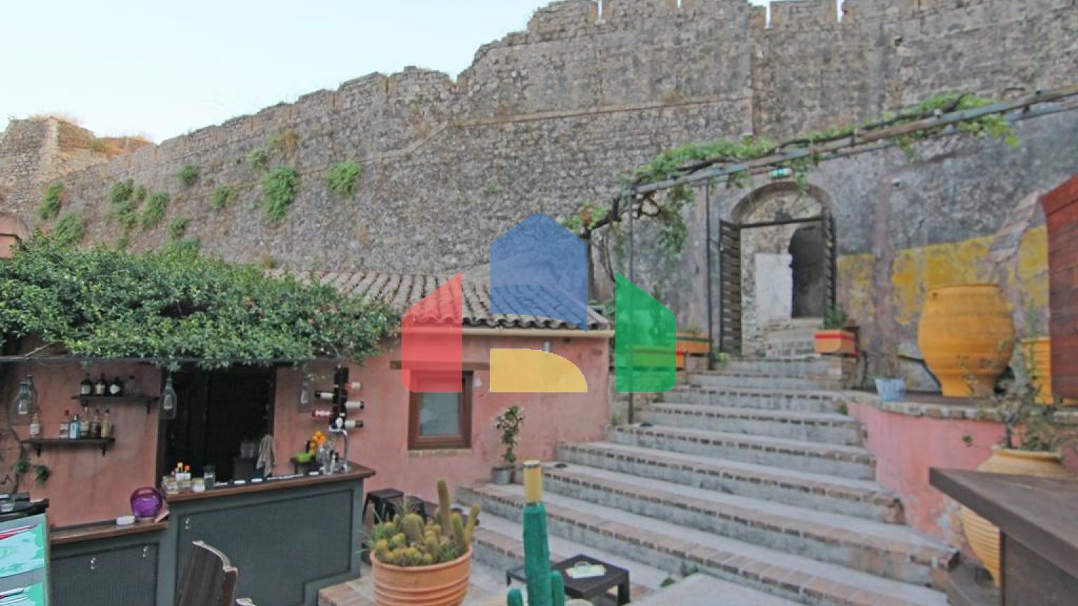 Продаж - Бізнес 330 m² на о. Корфу