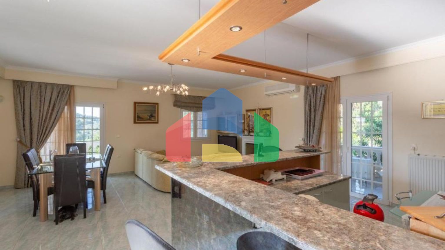 Продажа - Вилла 110 m² на о. Корфу