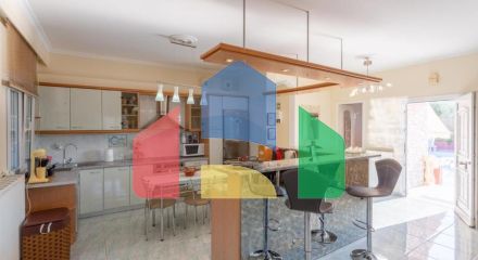 Продажа - Вилла 110 m² на о. Корфу