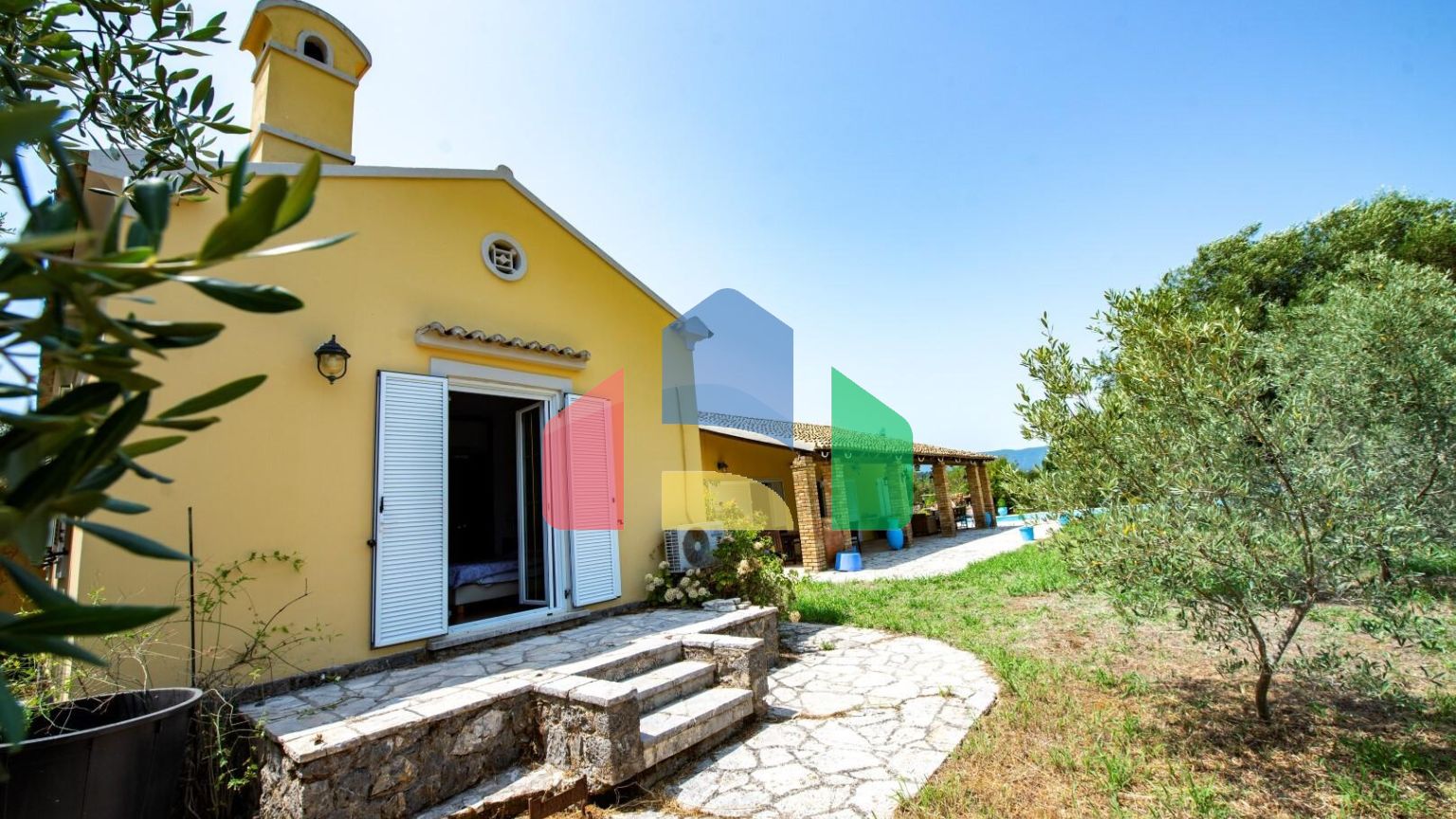 Продажа - Вилла 305 m² на о. Корфу