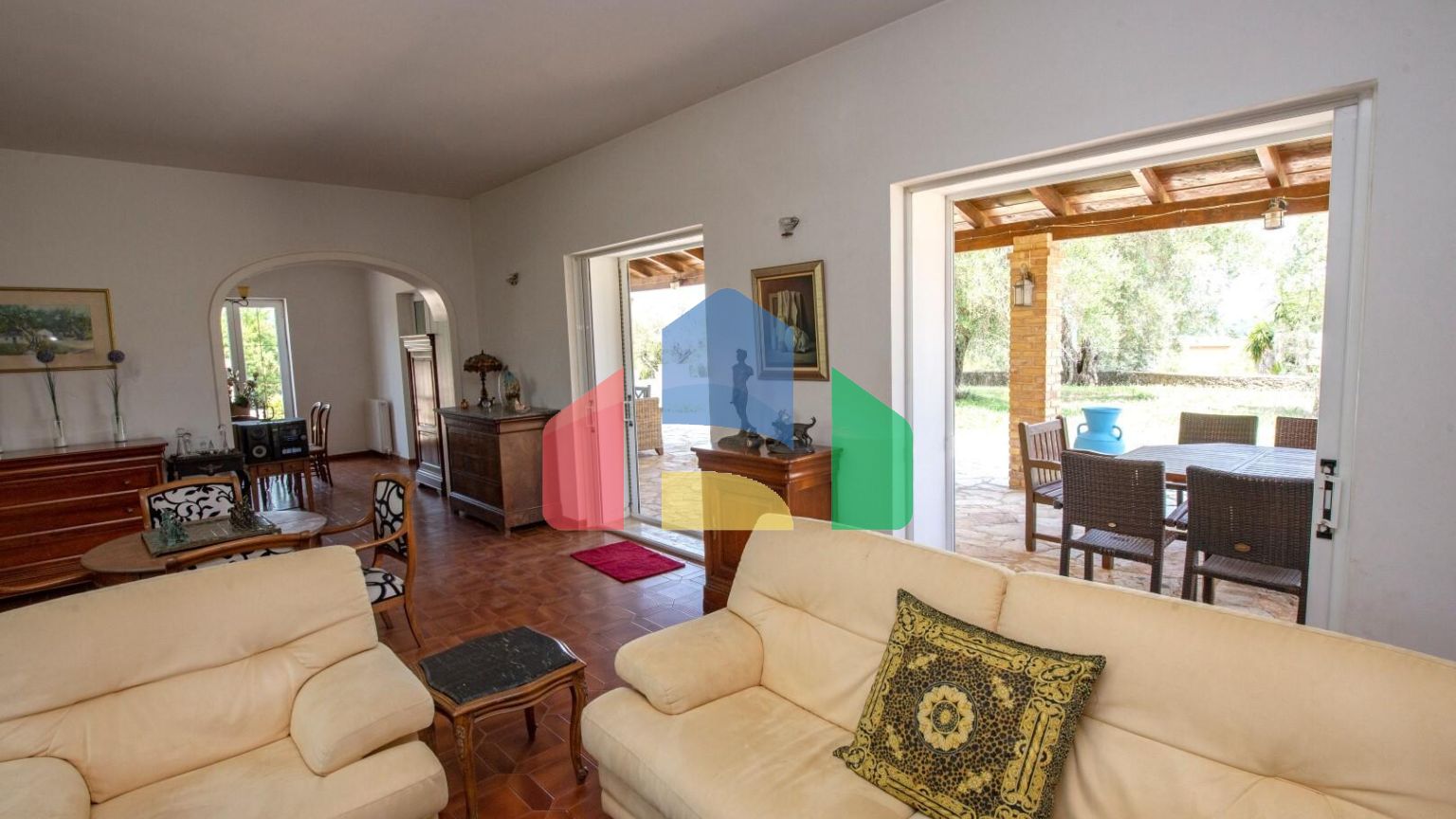 Продажа - Вилла 305 m² на о. Корфу