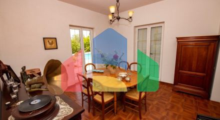 Продажа - Вилла 305 m² на о. Корфу