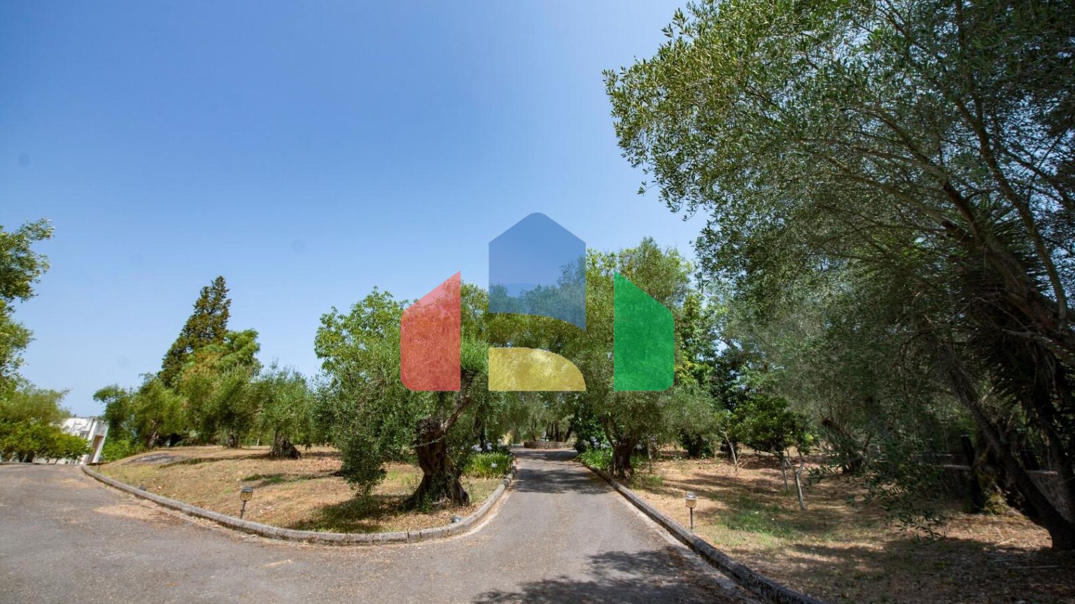 Продажа - Вилла 305 m² на о. Корфу