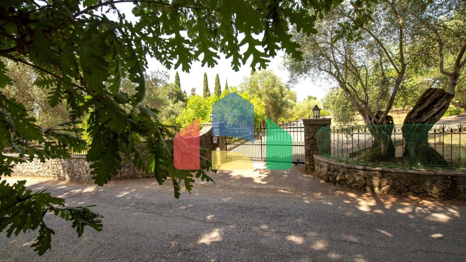 Продажа - Вилла 305 m² на о. Корфу