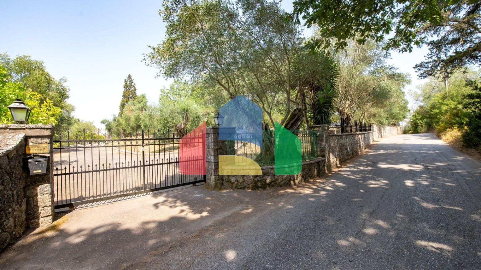 Продажа - Вилла 305 m² на о. Корфу