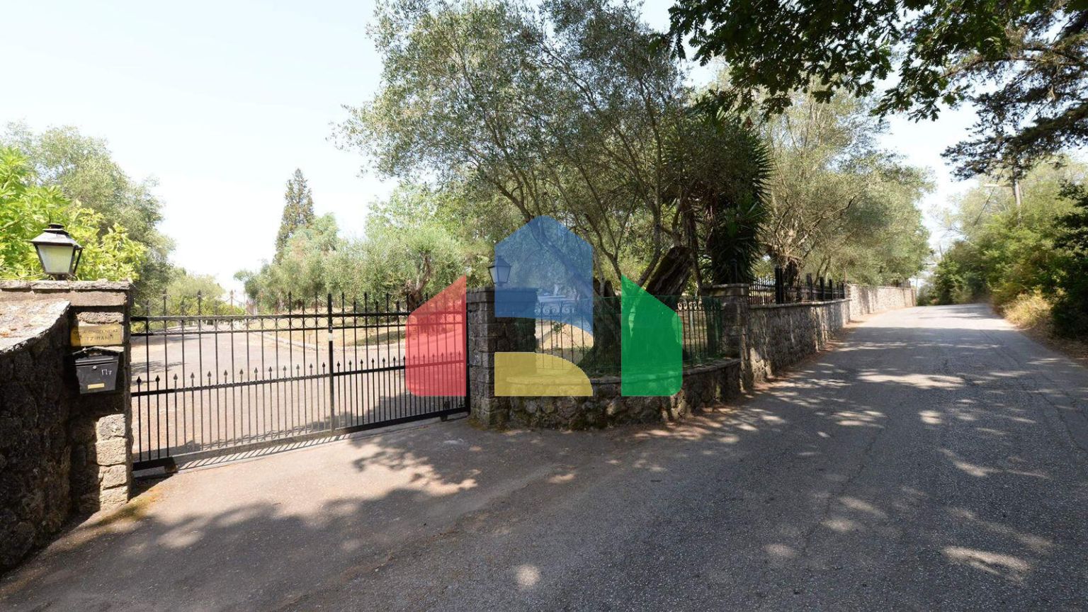 Продажа - Вилла 305 m² на о. Корфу