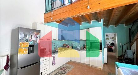 Продаж - Котедж 130 m² на о. Корфу