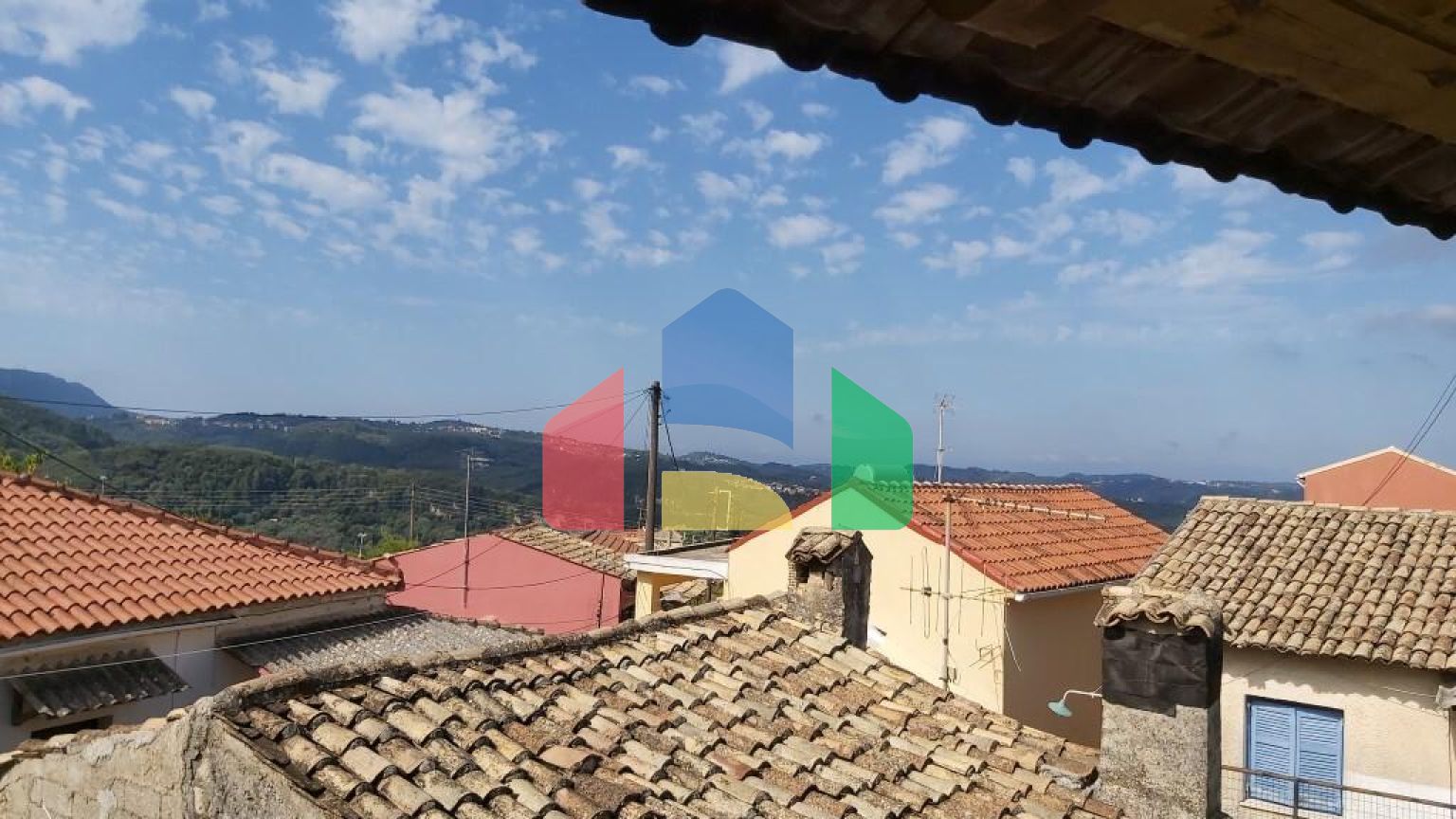 Продажа - Коттедж 222 m² на о. Корфу