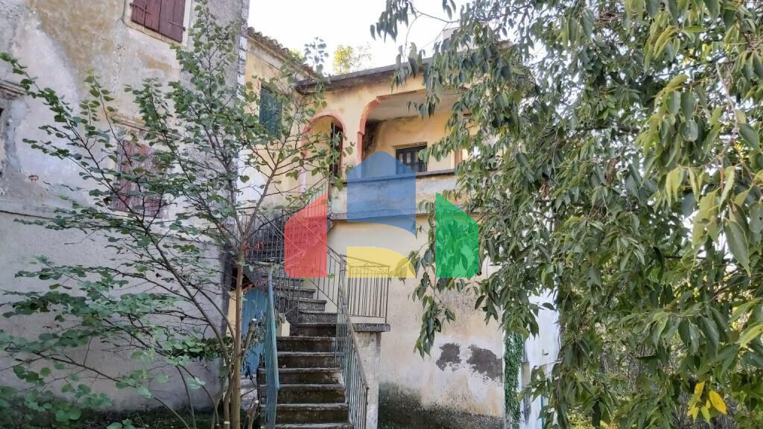 Продажа - Таунхаус 124 m² на о. Корфу