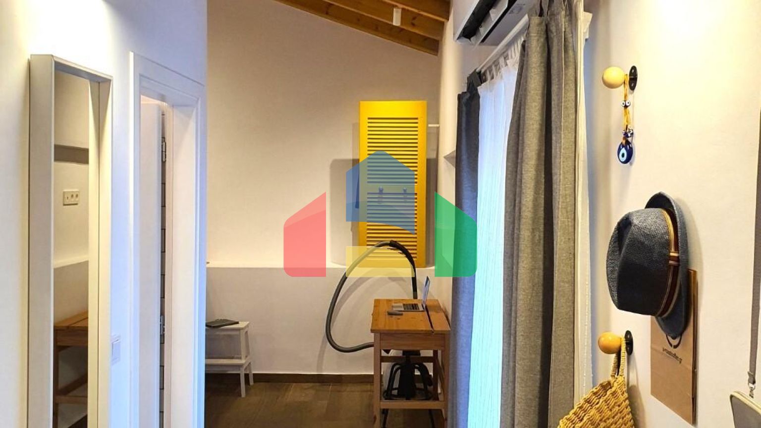 Продаж - Котедж 266 m² на о. Корфу