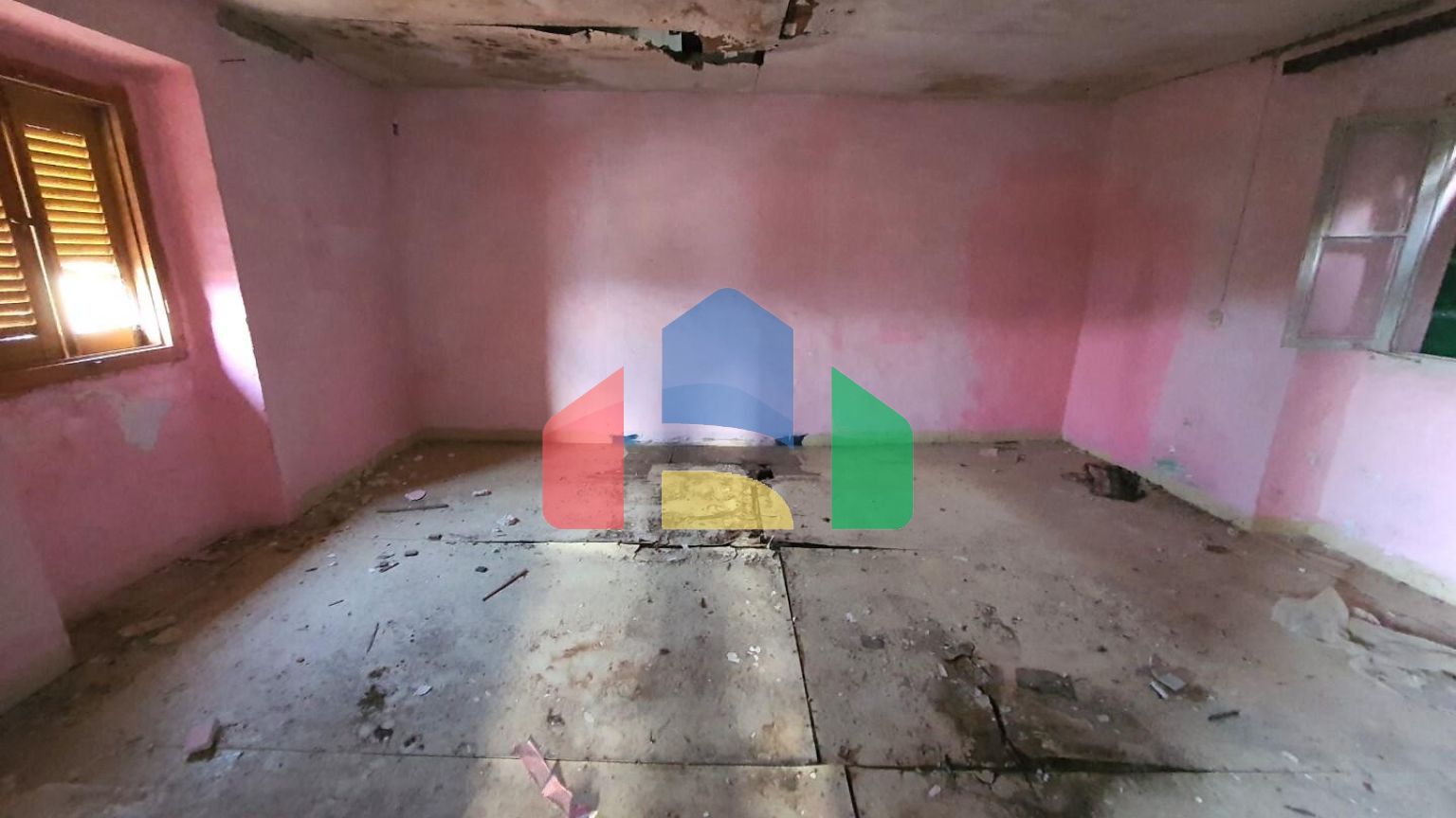 Продаж - Котедж 266 m² на о. Корфу