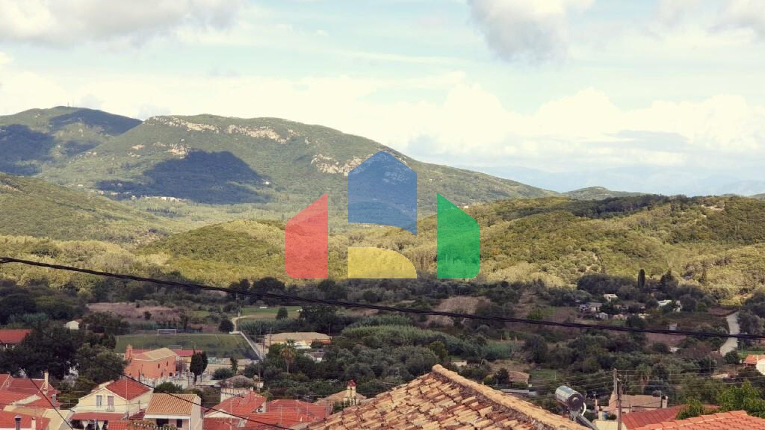 Продаж - Котедж 266 m² на о. Корфу