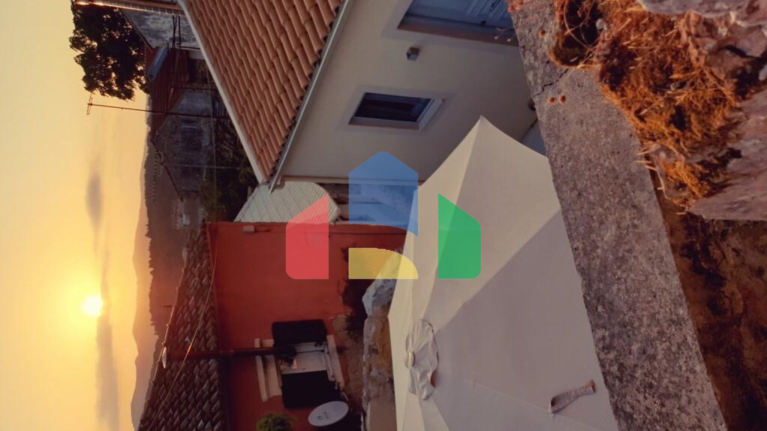 Продаж - Котедж 266 m² на о. Корфу