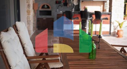 Продаж - Вілла 200 m² на о. Корфу