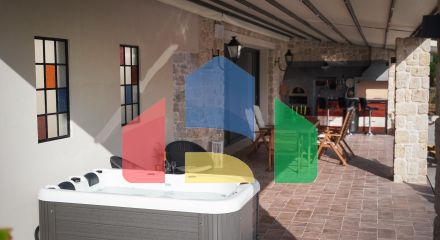 Продаж - Вілла 200 m² на о. Корфу