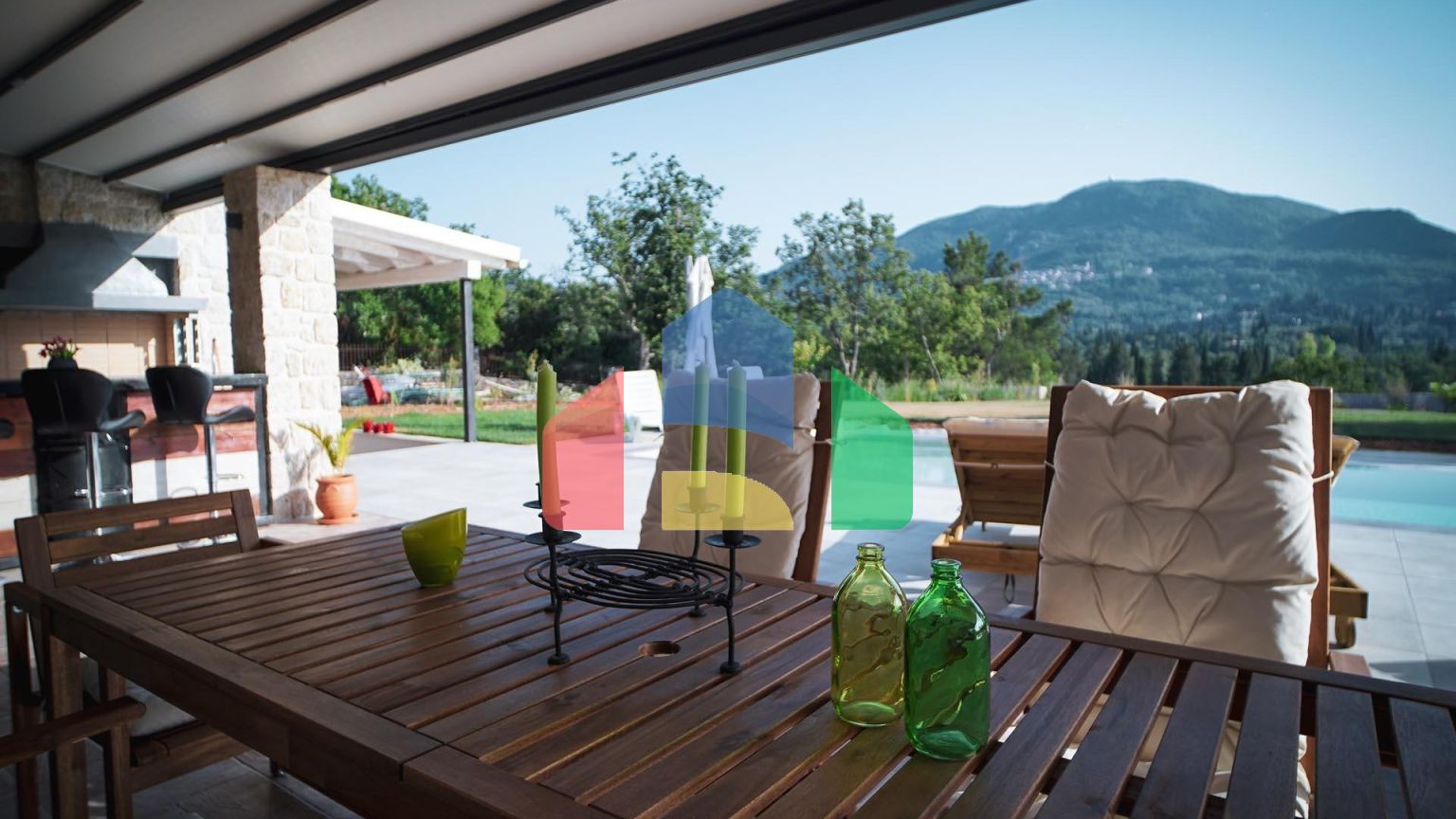 Продаж - Вілла 200 m² на о. Корфу