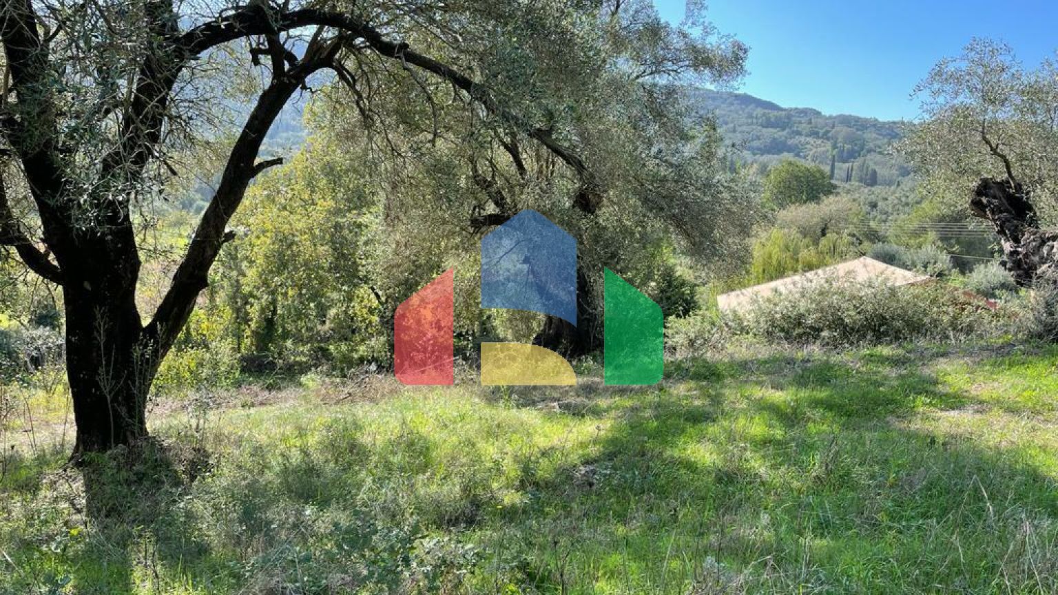 Продажа - Земельный участок 5500 m² на о. Корфу