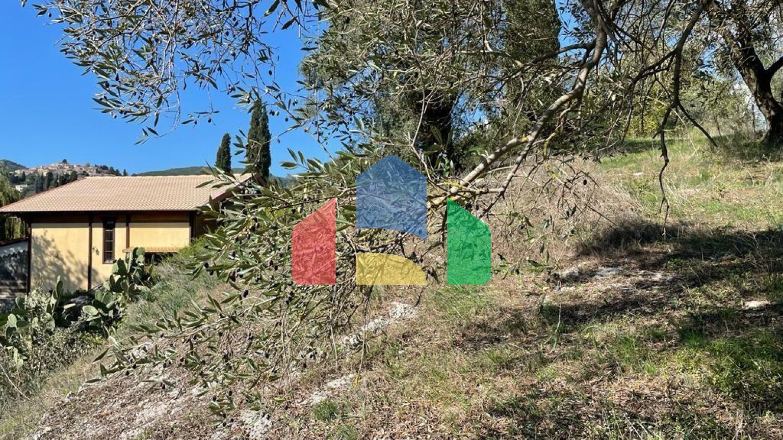 Продажа - Земельный участок 5500 m² на о. Корфу