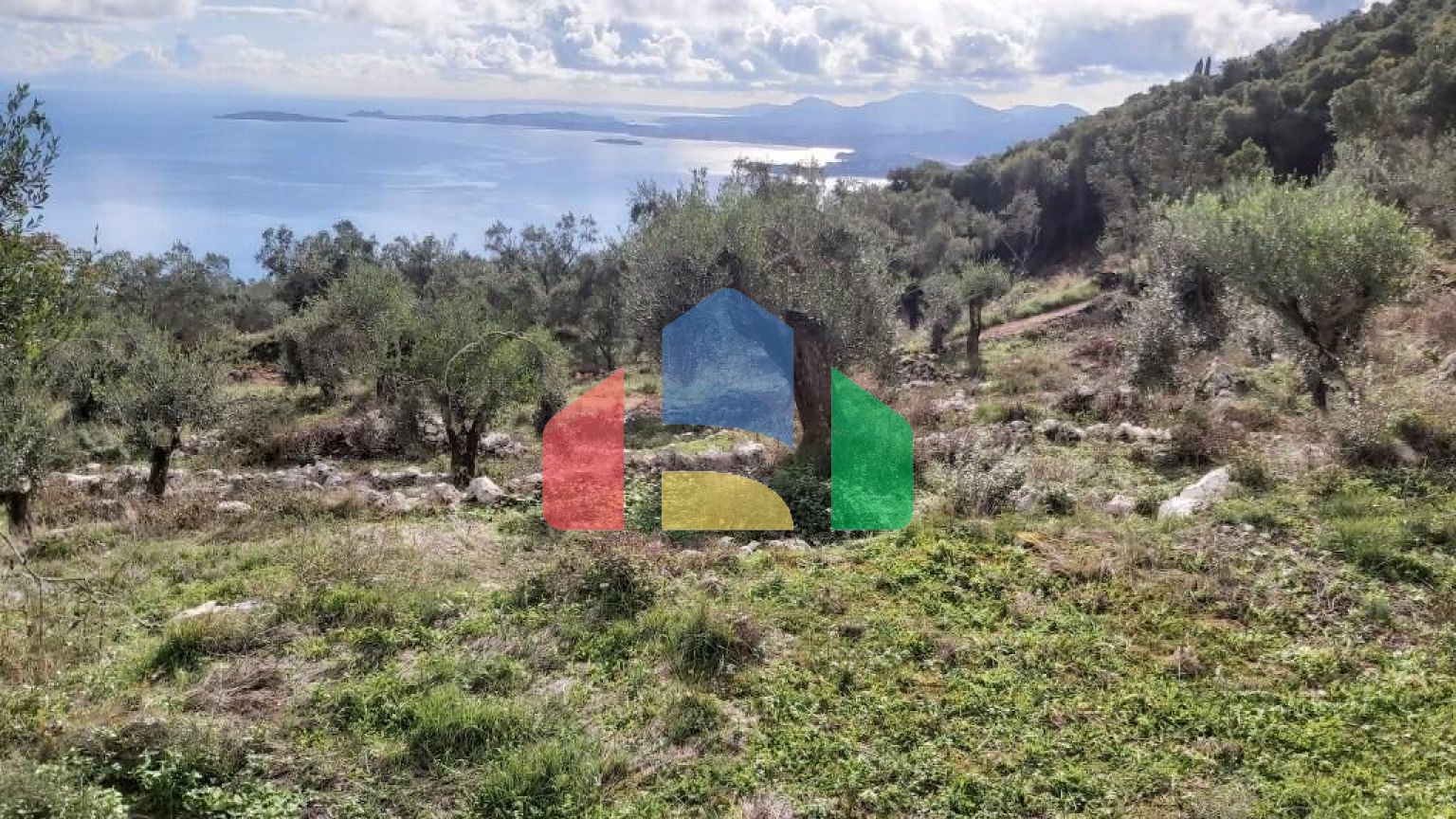 Продажа - Земельный участок 9500 m² на о. Корфу