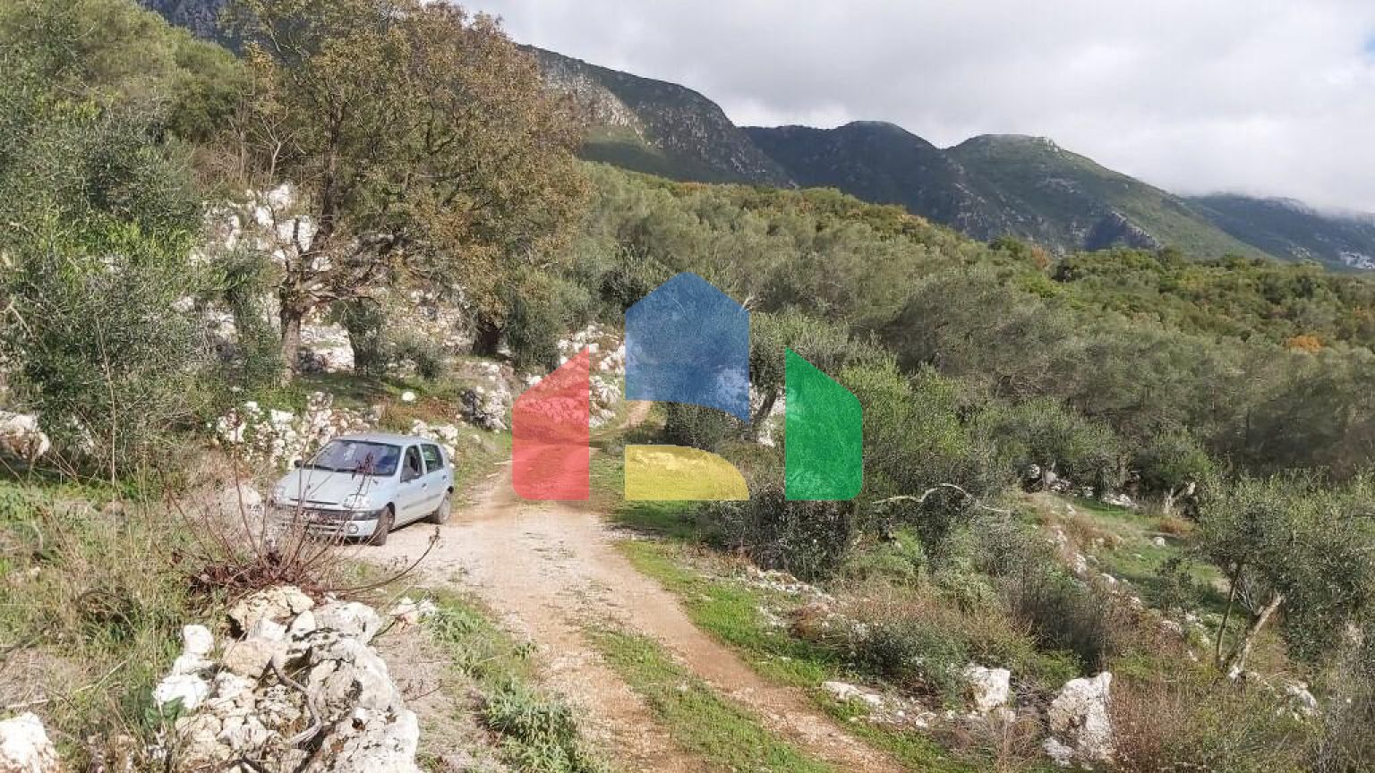 Продажа - Земельный участок 9500 m² на о. Корфу