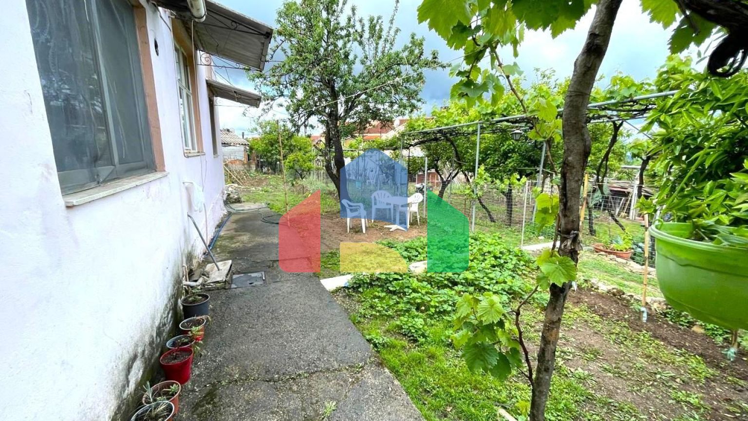 Продаж - Котедж 80 m² на о. Корфу