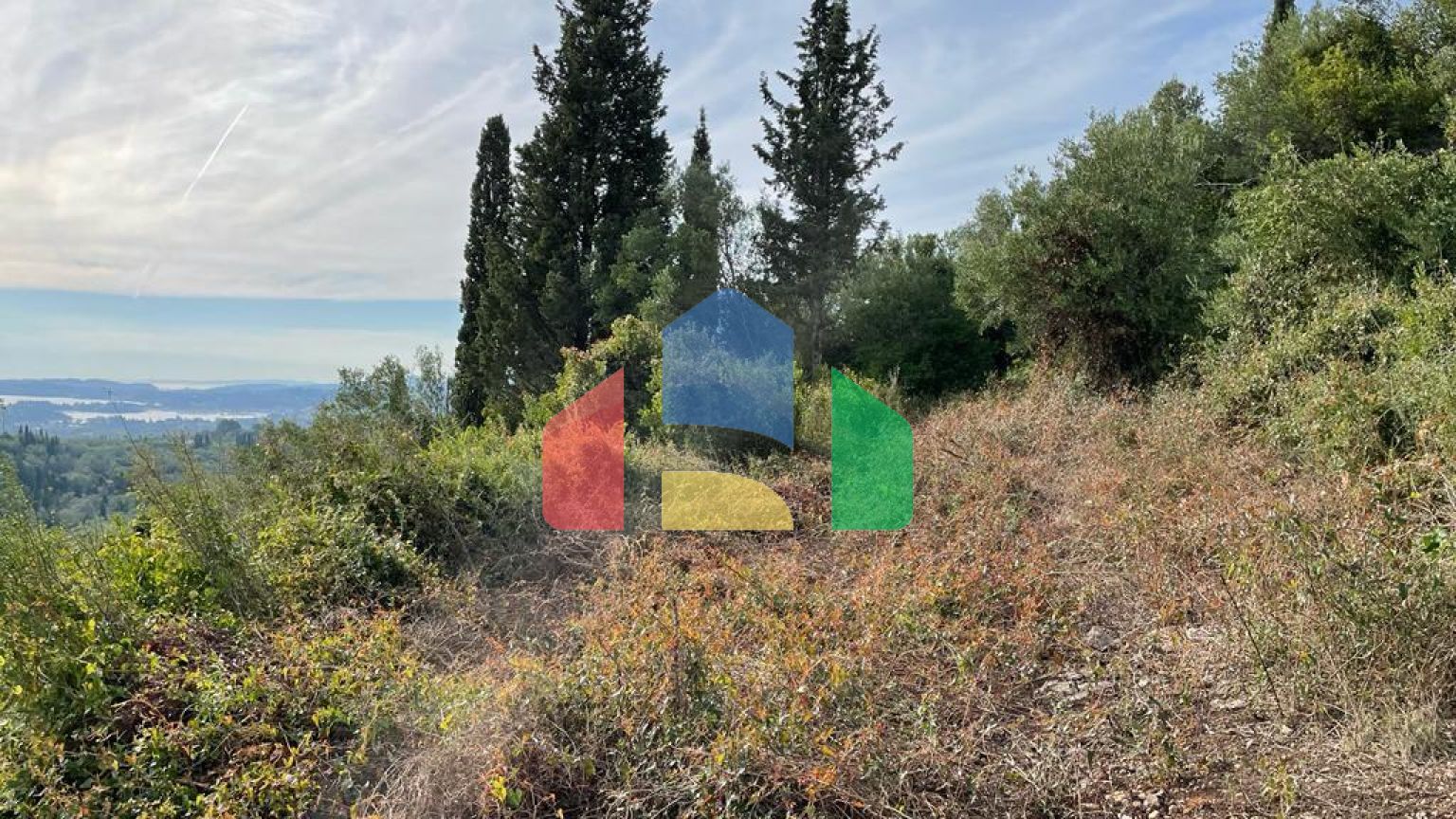 Продажа - Земельный участок 2413 m² на о. Корфу