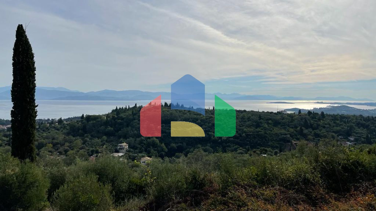 Продажа - Земельный участок 2413 m² на о. Корфу