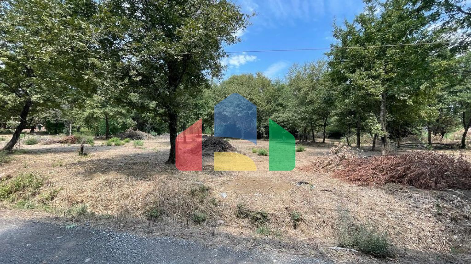 Продажа - Земельный участок 4850 m² на о. Корфу