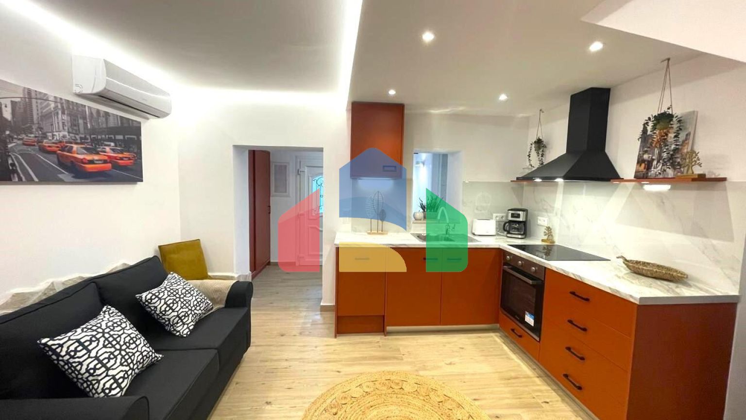 Продажа - Таунхаус 72 m² на о. Корфу