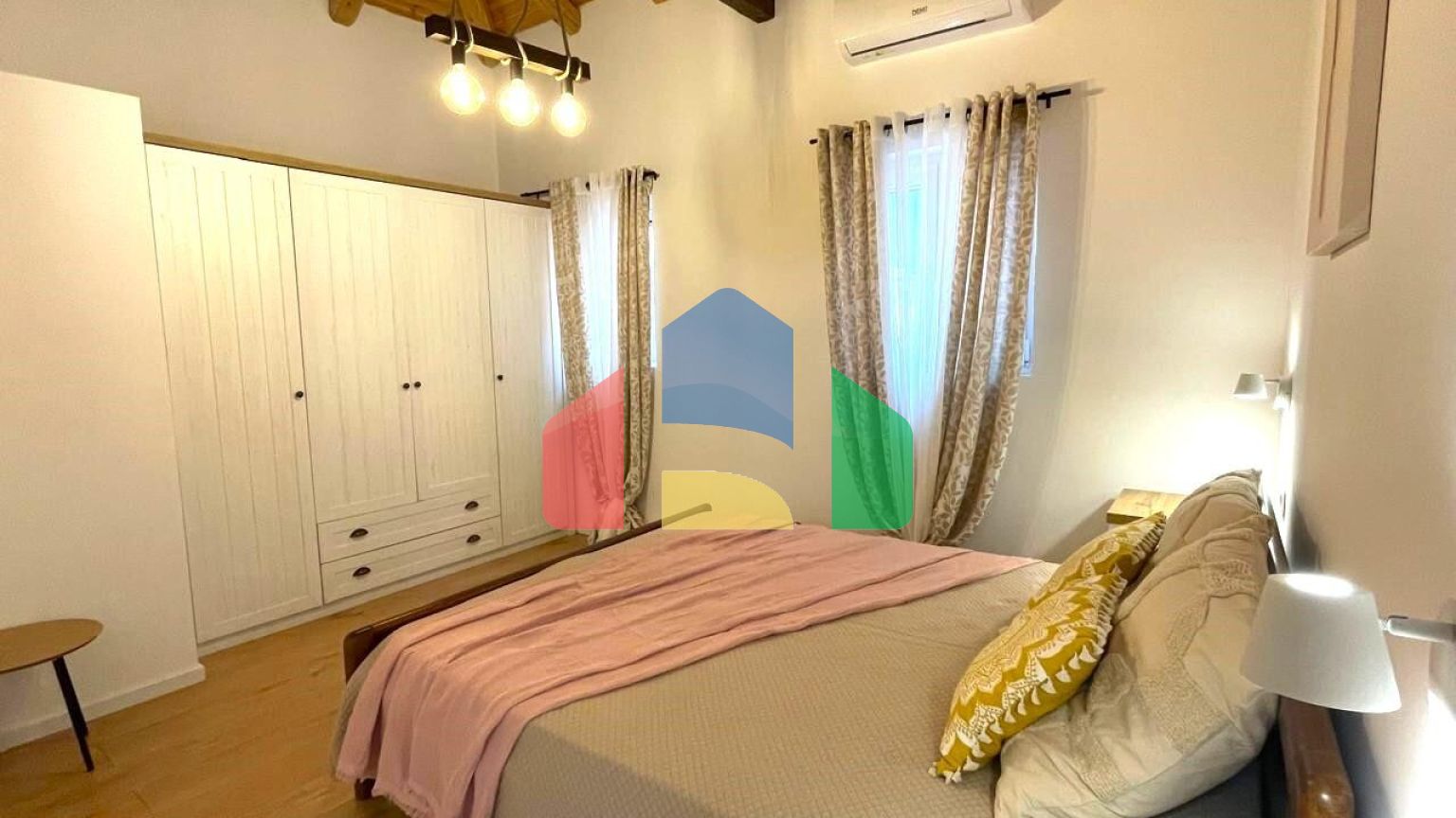 Продажа - Таунхаус 72 m² на о. Корфу