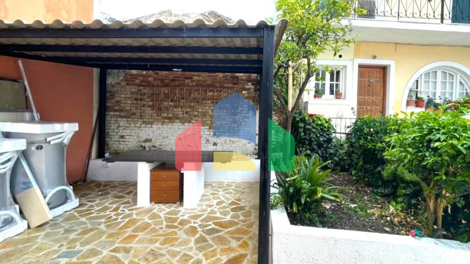 Продажа - Таунхаус 72 m² на о. Корфу