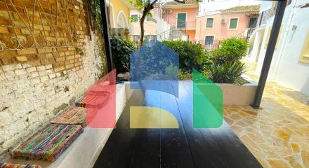 Продажа - Таунхаус 72 m² на о. Корфу