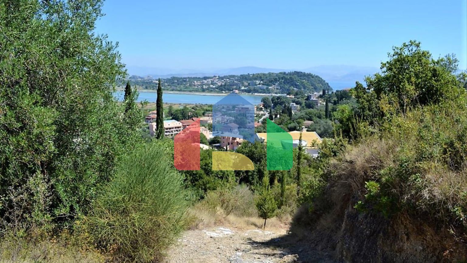 Продажа - Земельный участок 4343 m² на о. Корфу