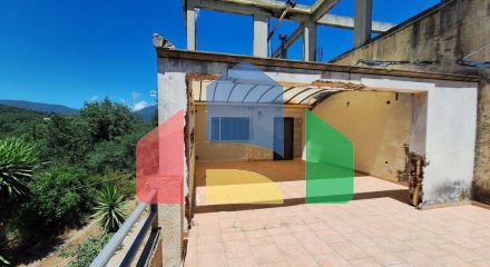 Продаж - Комерційна нерухомість 530 m² на о. Корфу