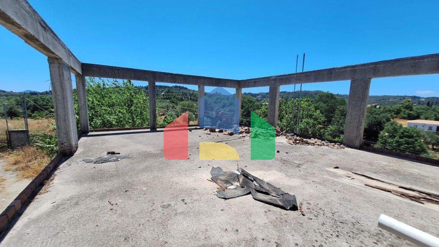 Продаж - Комерційна нерухомість 530 m² на о. Корфу