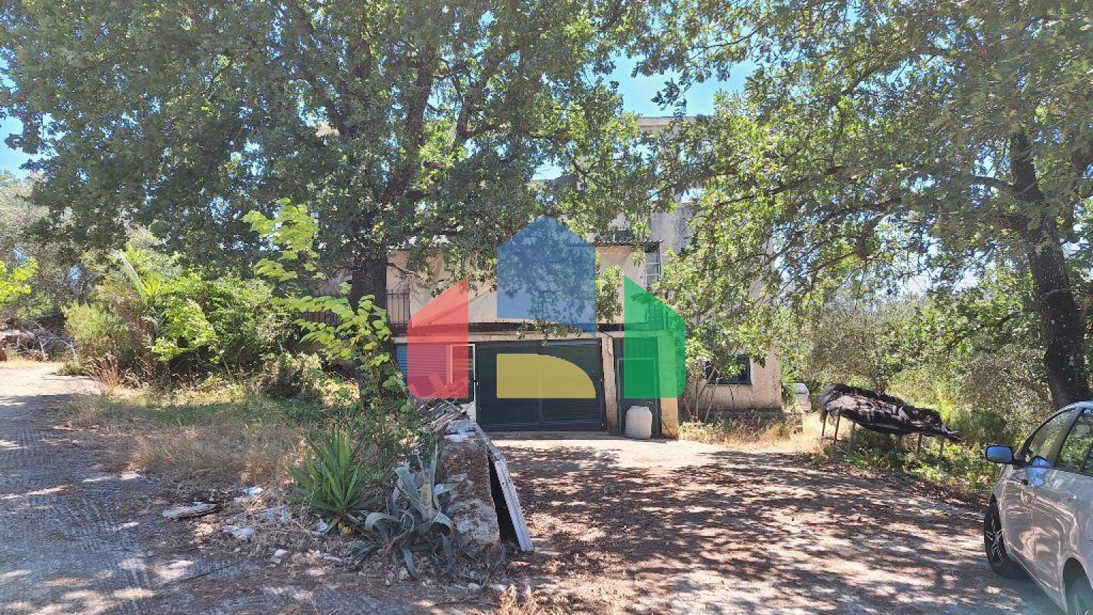 Продаж - Комерційна нерухомість 530 m² на о. Корфу