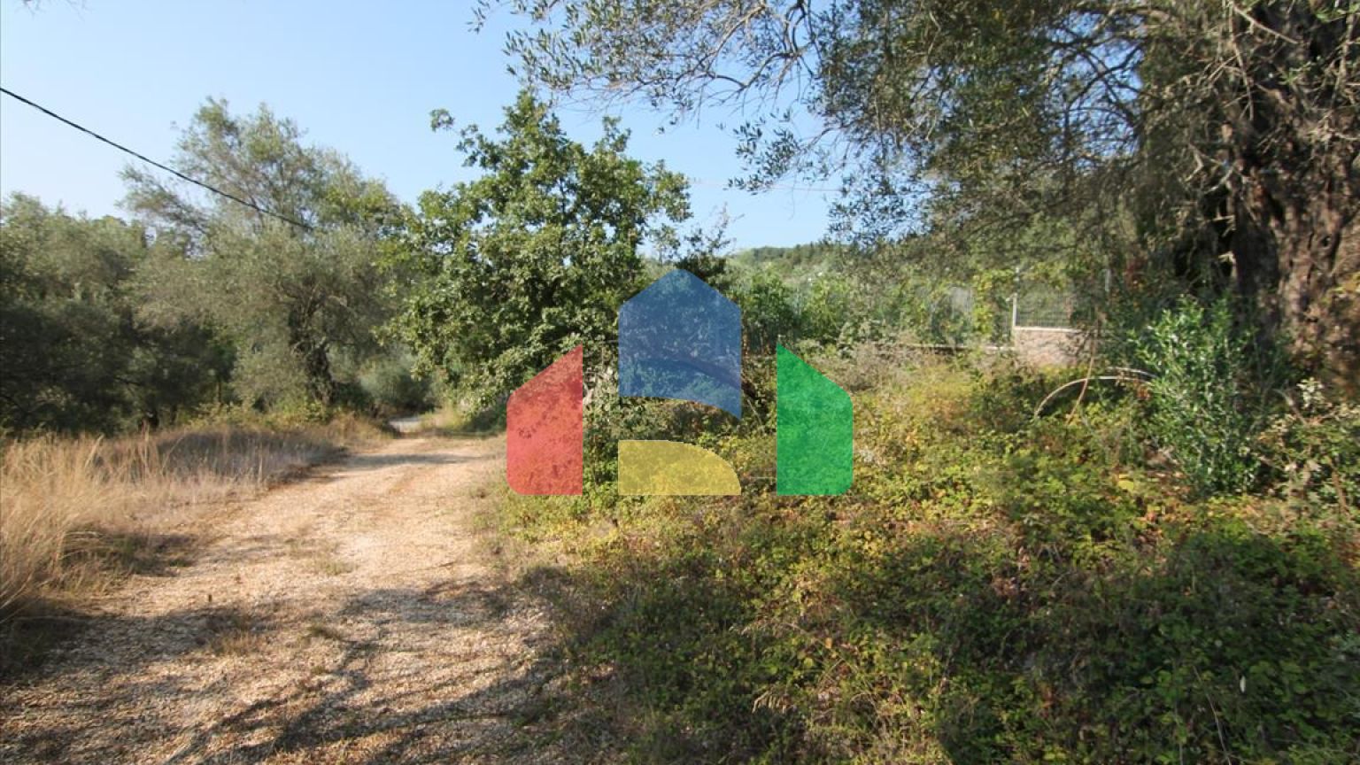 Продажа - Земельный участок 16000 m² на о. Корфу