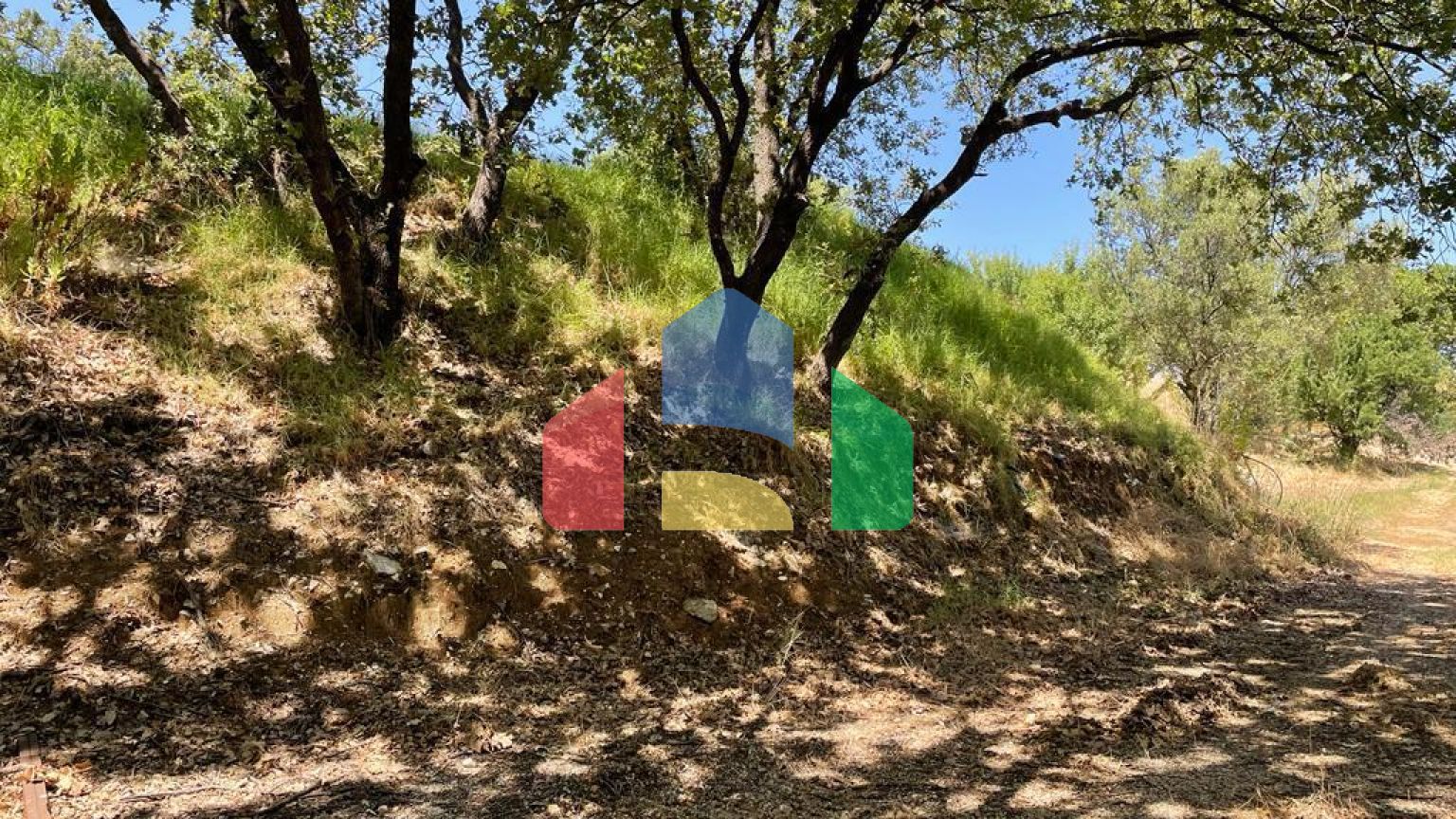 Продажа - Земельный участок 26159 m² на о. Корфу