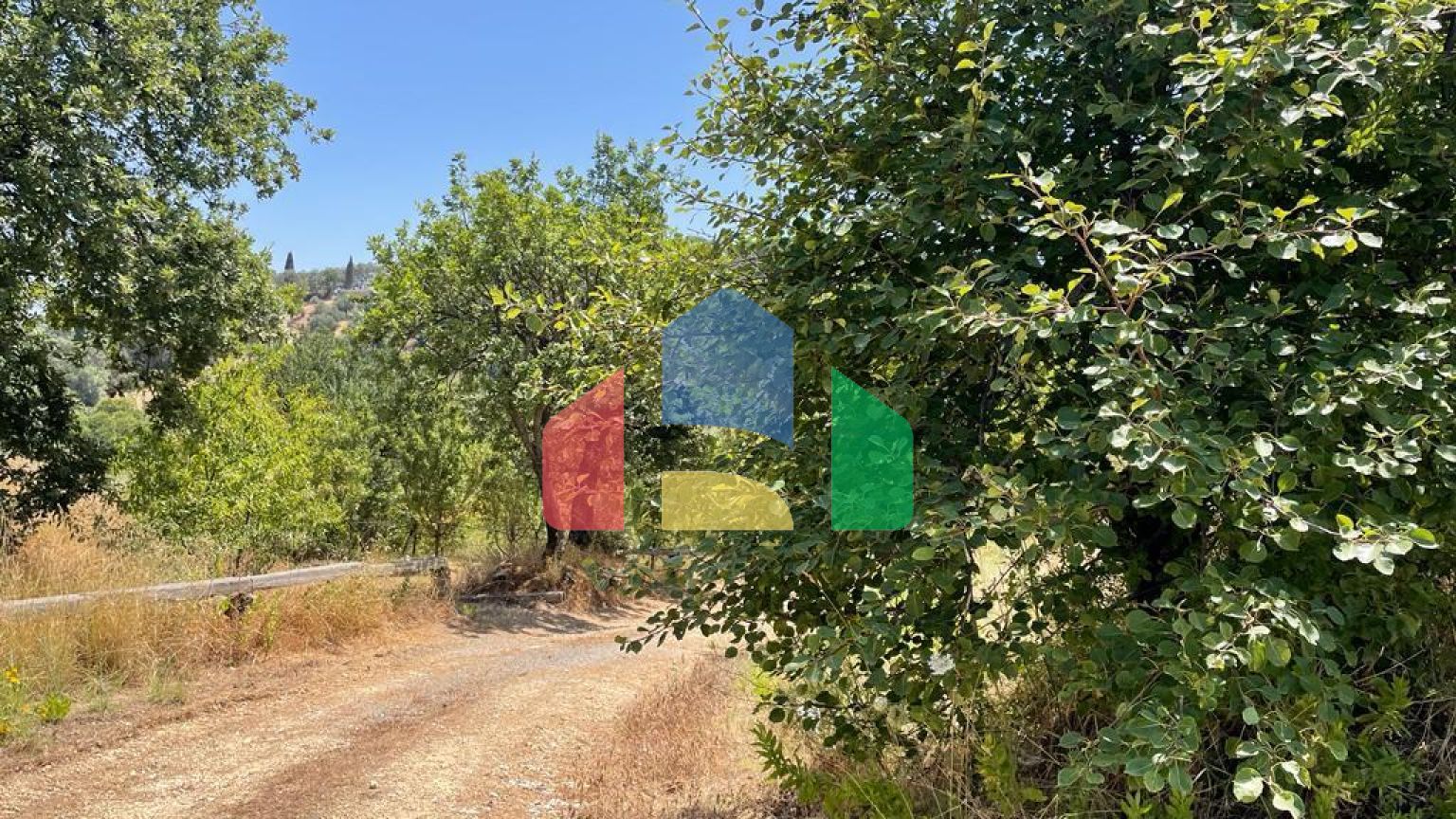 Продажа - Земельный участок 26159 m² на о. Корфу