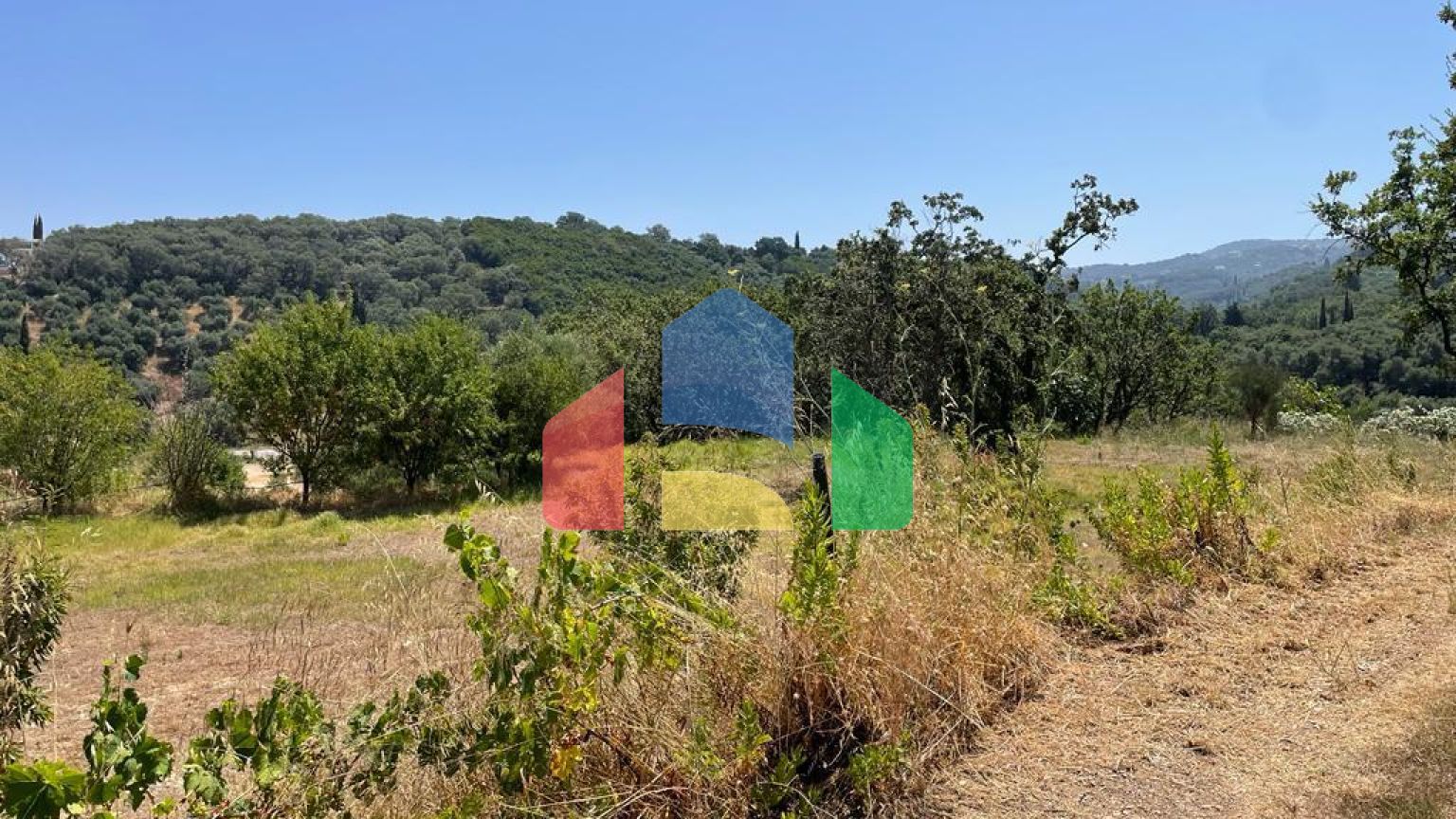 Продажа - Земельный участок 26159 m² на о. Корфу