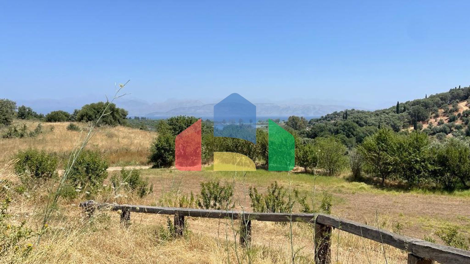 Продажа - Земельный участок 26159 m² на о. Корфу