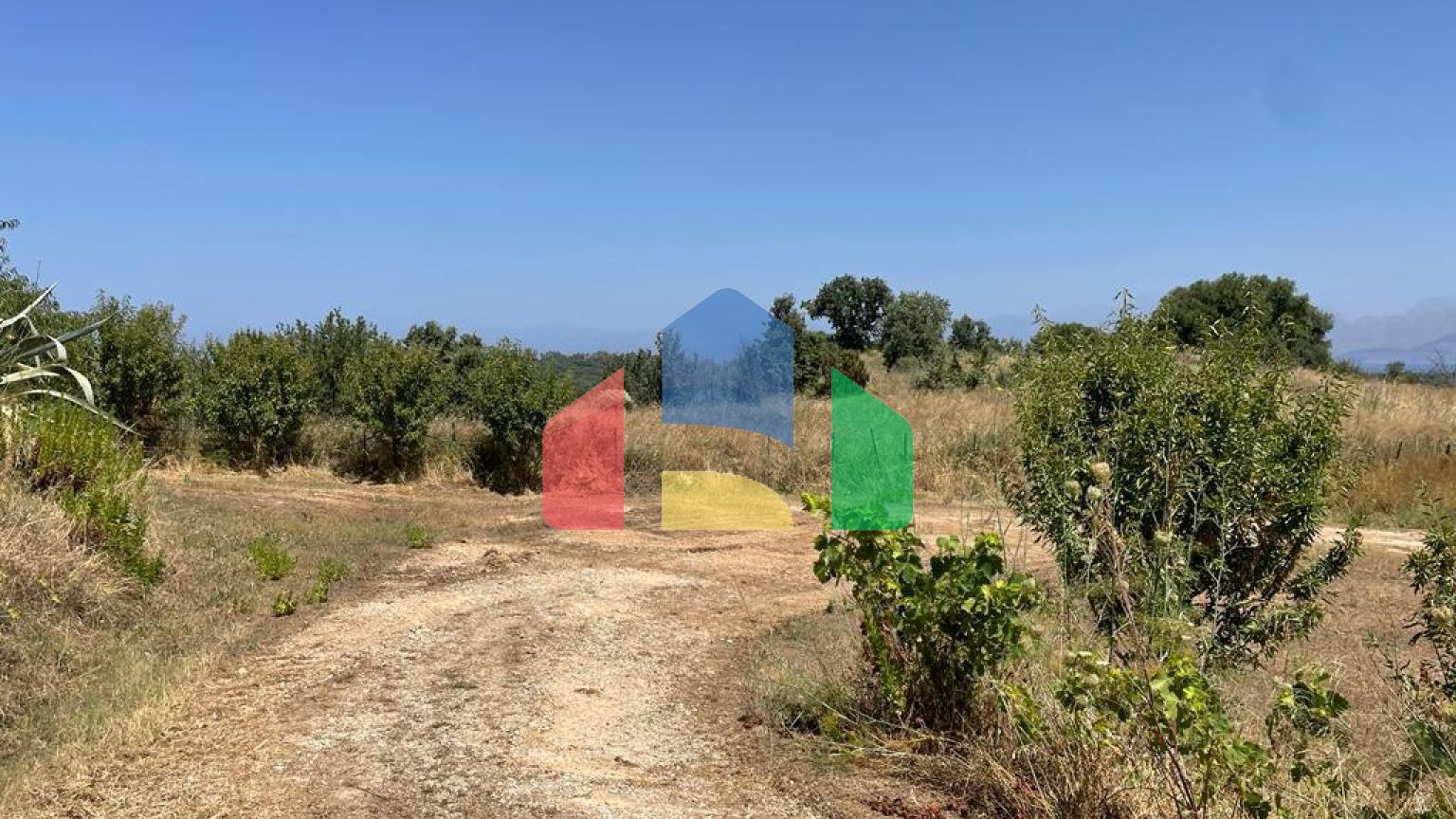 Продажа - Земельный участок 26159 m² на о. Корфу